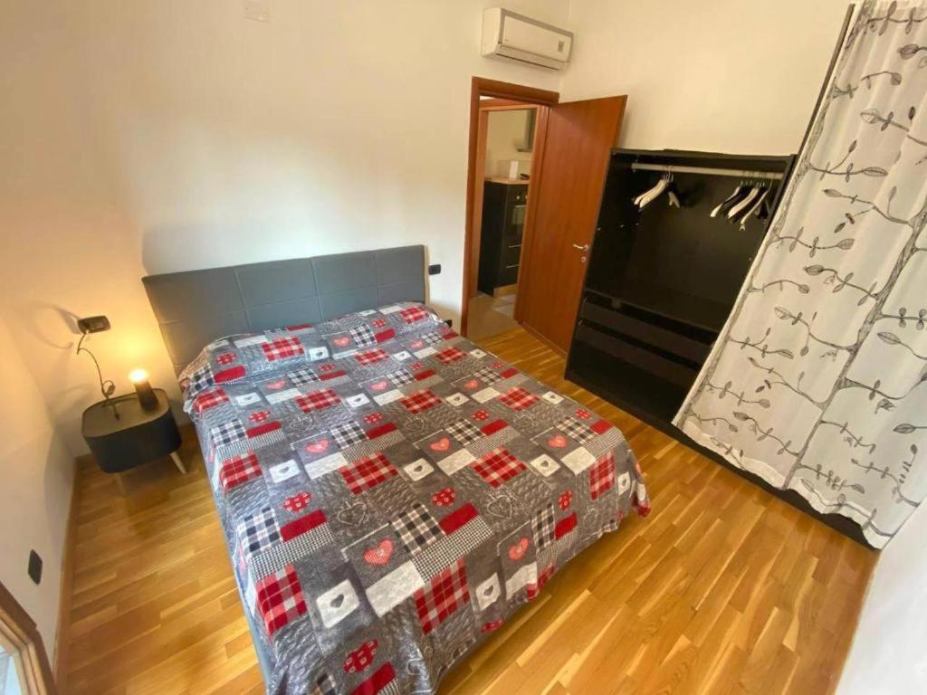 Appartement Conte Rosso House, Con Doppia Terrazza In Coorte Tranquilla A Due Passi Da Stazione E Metropolitana Lambrate à Milan Extérieur photo