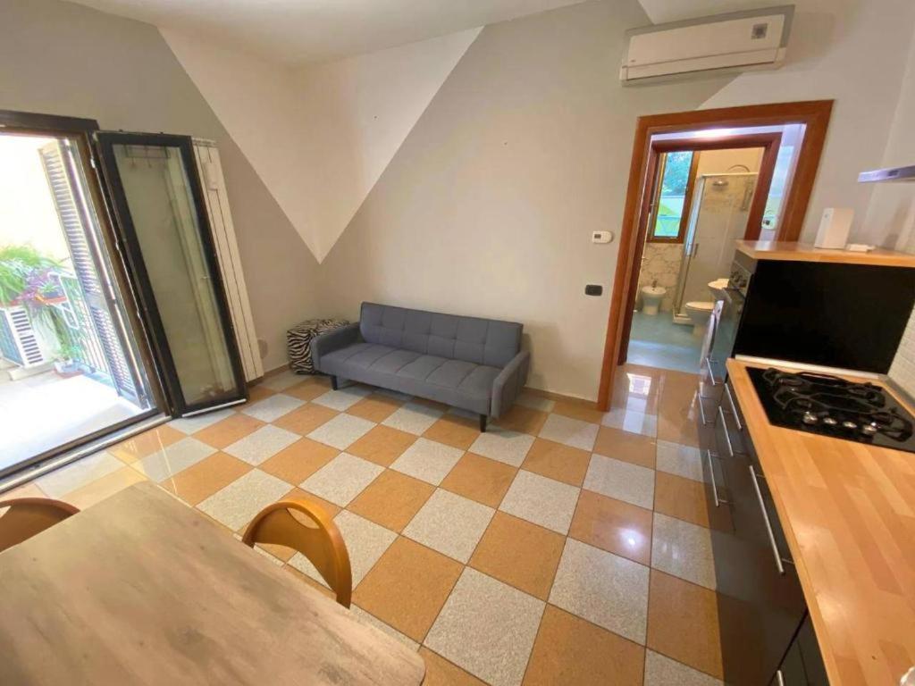 Appartement Conte Rosso House, Con Doppia Terrazza In Coorte Tranquilla A Due Passi Da Stazione E Metropolitana Lambrate à Milan Extérieur photo