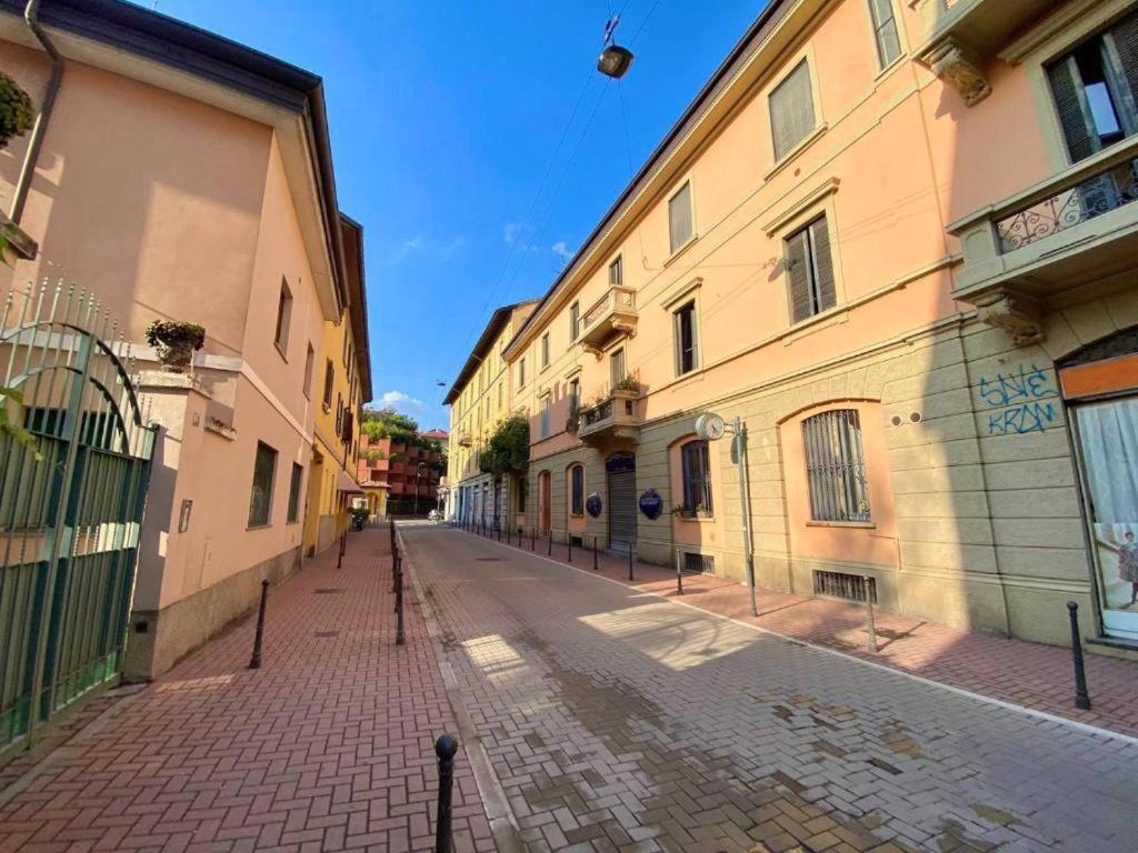 Appartement Conte Rosso House, Con Doppia Terrazza In Coorte Tranquilla A Due Passi Da Stazione E Metropolitana Lambrate à Milan Extérieur photo